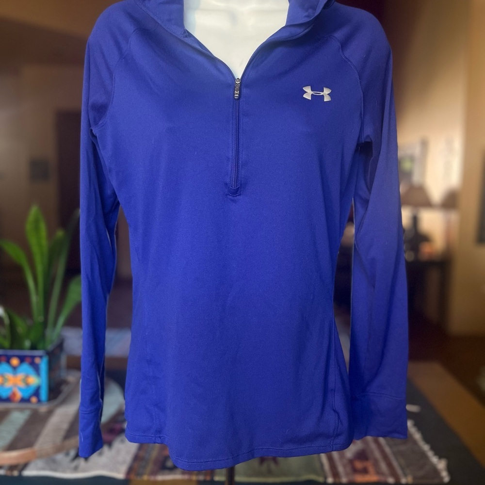 Under Armour lightweight top - Picture 3 of 4